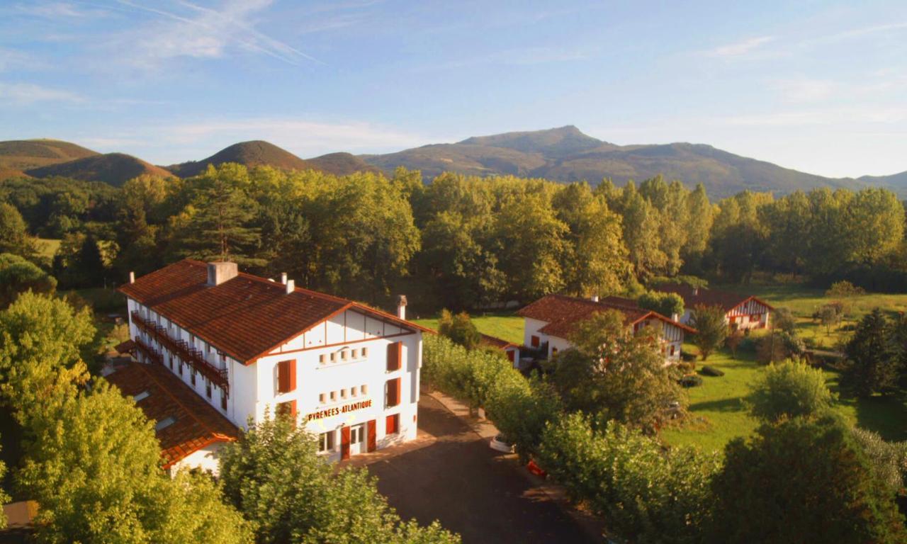 Hotel Pyrenees Atlantique Saint-Pée-sur-Nivelle Екстериор снимка