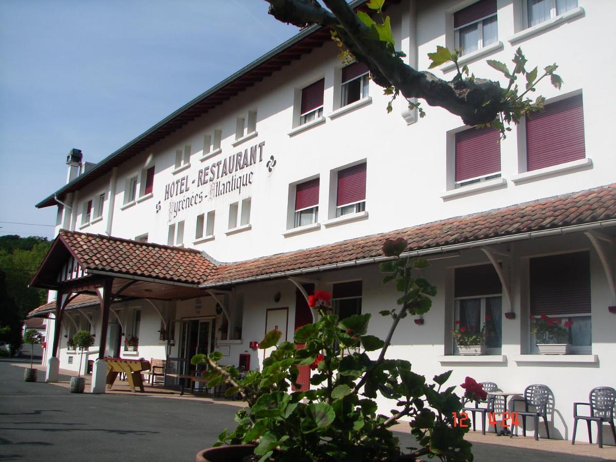 Hotel Pyrenees Atlantique Saint-Pée-sur-Nivelle Екстериор снимка