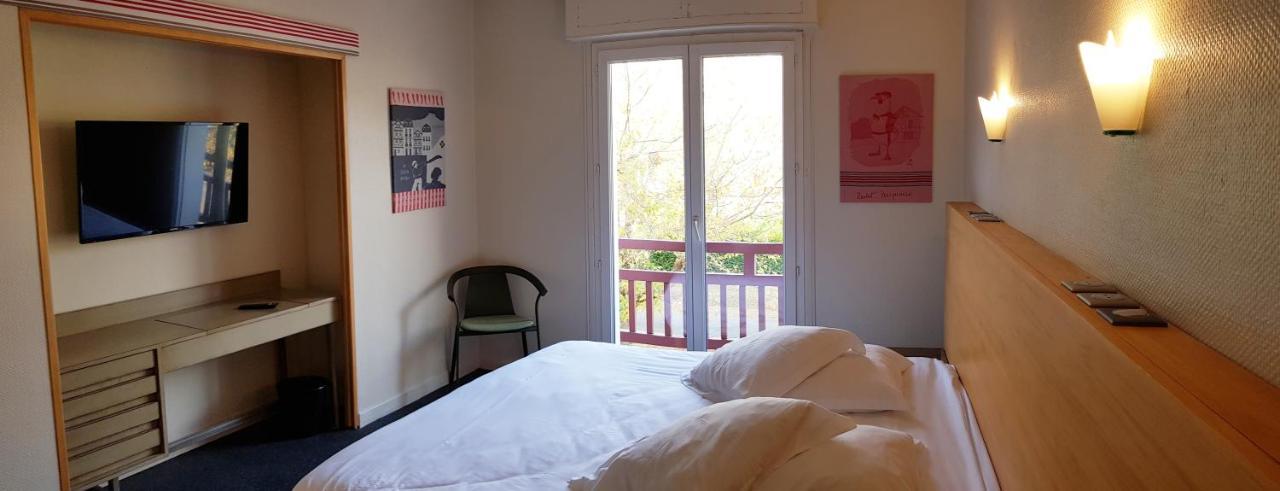 Hotel Pyrenees Atlantique Saint-Pée-sur-Nivelle Екстериор снимка
