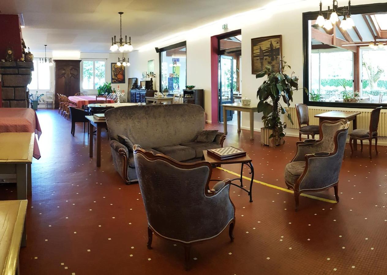 Hotel Pyrenees Atlantique Saint-Pée-sur-Nivelle Екстериор снимка