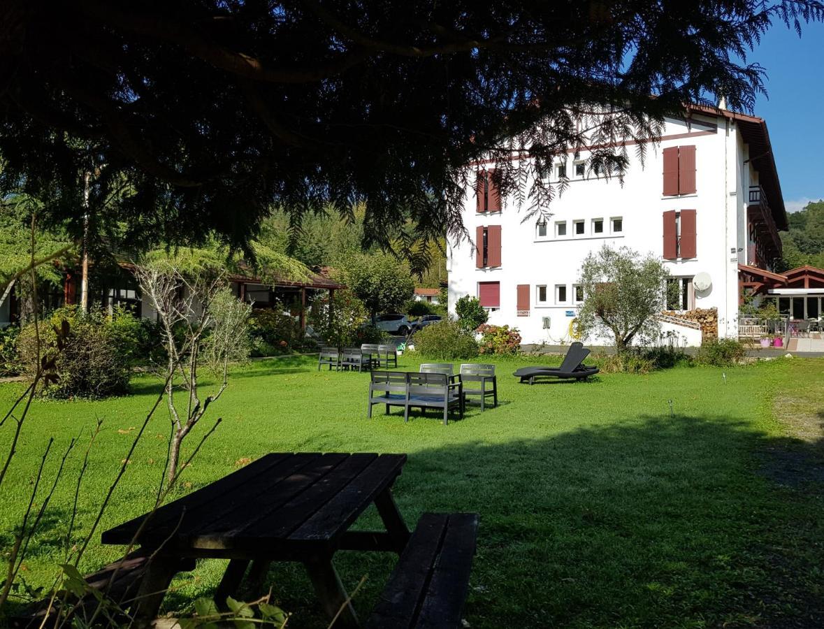 Hotel Pyrenees Atlantique Saint-Pée-sur-Nivelle Екстериор снимка