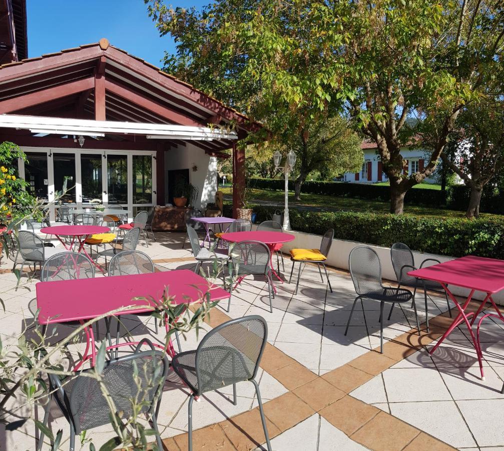 Hotel Pyrenees Atlantique Saint-Pée-sur-Nivelle Екстериор снимка
